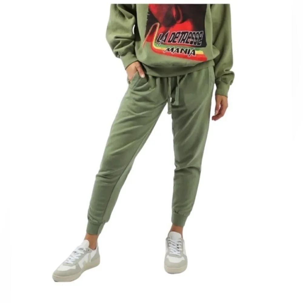 La Detresse olive sweatpants NWOT size XS